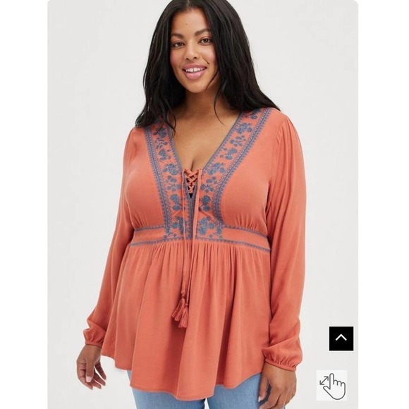 Torrid Babydoll Rayon Crepe Embroidered Lace-Up Top boho size 5 - Picture 2 of 10